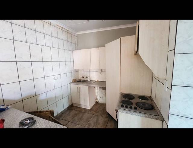 2 BEDROOM HOUSE FOR SALE IN BRAKPAN CENTRAL